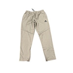 Men’s adidas grey athletic pants, size medium. Excellent condition.